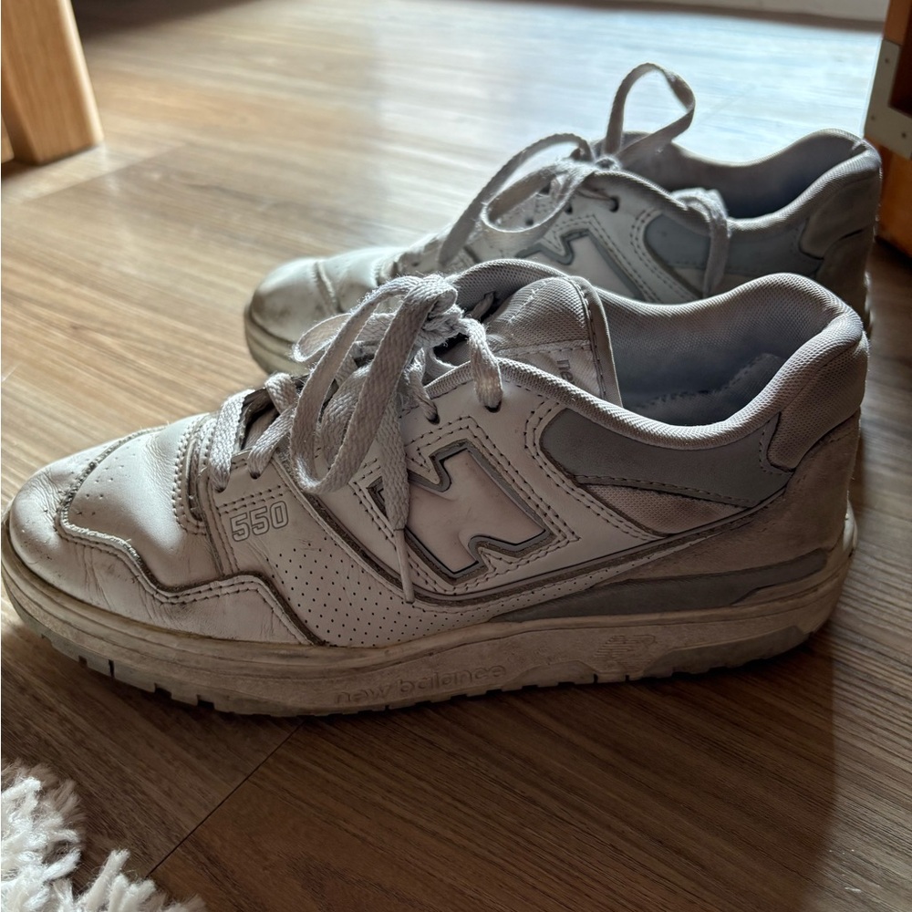 New Balance 550 - Picture 2 of 4
